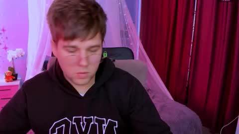 derek_hawk_ online show from 03.21.26