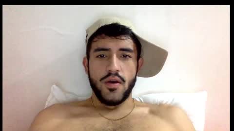 Snapshot of derek_smiith chatting on 01.20.25 Derek smiith online show from 01.20.25