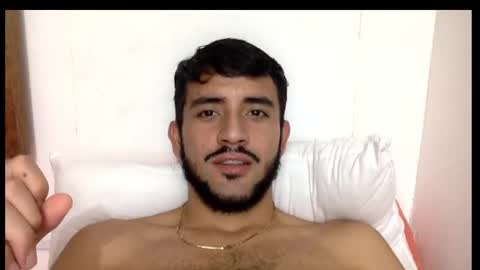 Snapshot of derek_smiith chatting on 01.20.25 Derek smiith online show from 01.20.25