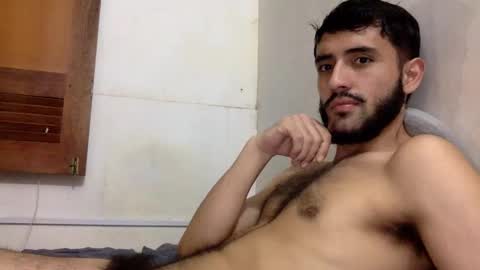 Snapshot of derek_smiith chatting on 09.16.25 Derek smiith online show from 09.16.25