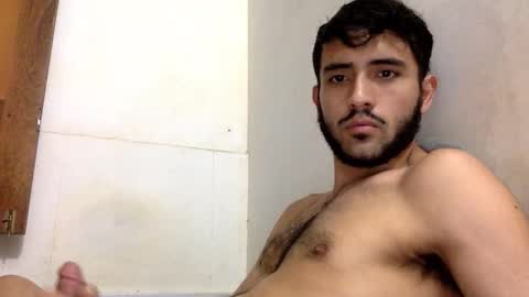 Snapshot of derek_smiith chatting on 09.29.25 Derek smiith online show from 09.29.25