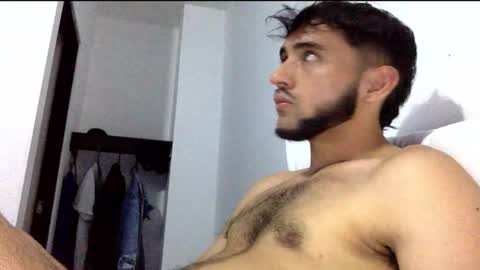 Snapshot of derek_smiith chatting on 11.17.25 Derek smiith online show from 11.17.25