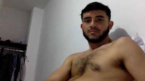 Snapshot of derek_smiith chatting on 12.02.25 Derek smiith online show from 12.02.25