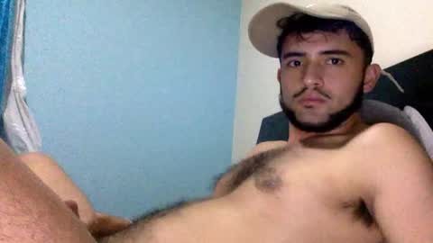 Snapshot of derek_smiith chatting on 01.12.26 Derek smiith online show from 01.12.26