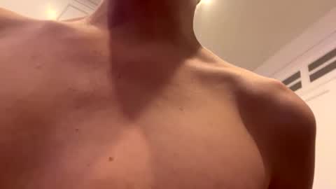 Snapshot of derekdings chatting on 12.11.24 derekdings online show from 12.11.24