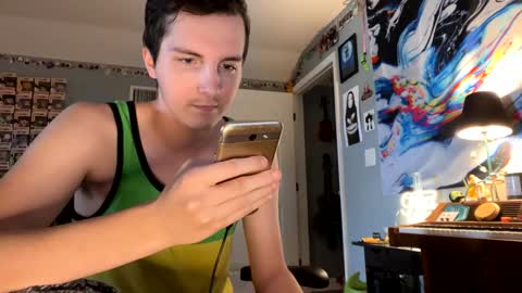 Snapshot of derekdings chatting on 12.17.24 derekdings online show from 12.17.24