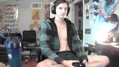 Snapshot of derekdings chatting on 01.06.25 derekdings online show from 01.06.25