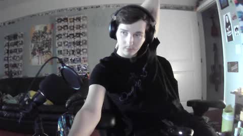 Snapshot of derekdings chatting on 01.16.25 derekdings online show from 01.16.25