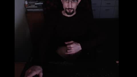 Snapshot of dermattes chatting on 12.31.24 dermattes online show from 12.31.24