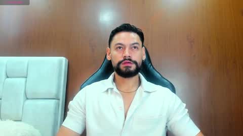 Snapshot of derrybigger_cm chatting on 11.09.25 DerryBigger CM online show from 11.09.25