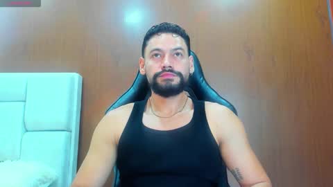 Snapshot of derrybigger_cm chatting on 11.10.25 DerryBigger CM online show from 11.10.25