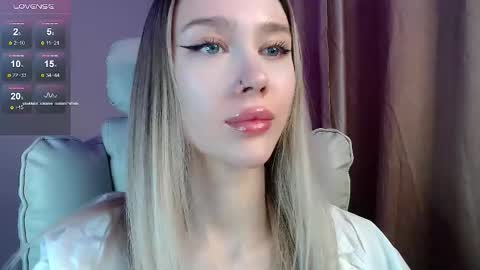 Snapshot of des_ch chatting on 02.25.26 Ari online show from 02.25.26