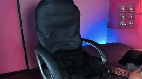 NTMY guys im a kinda desi from Medellin  online show from 05.02.26
