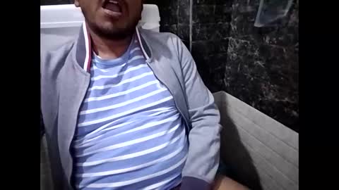 Snapshot of desimunda4ug chatting on 12.01.24 Browndesi online show from 12.01.24