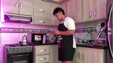 TORI AND MR. BEAR online show from 01.28.25