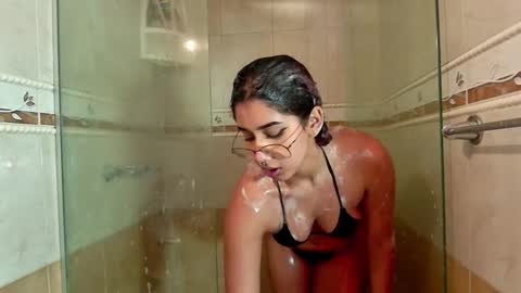 TORI AND MR. BEAR online show from 01.28.25