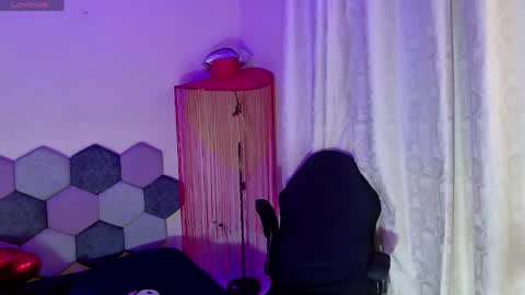 TORI AND MR. BEAR online show from 04.23.26