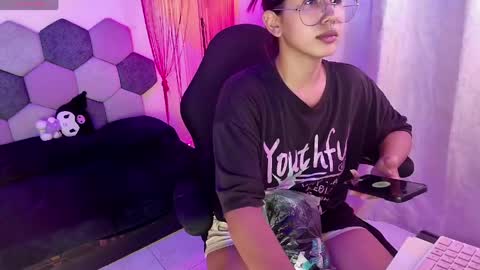 TORI AND MR. BEAR online show from 05.03.26