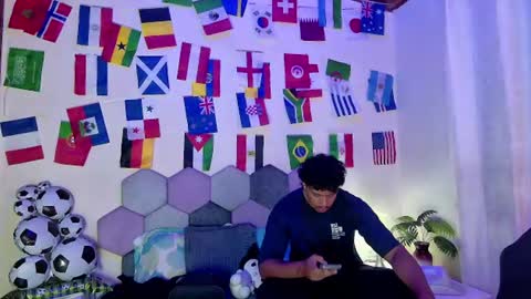 TORI AND MR. BEAR online show from 06.11.26