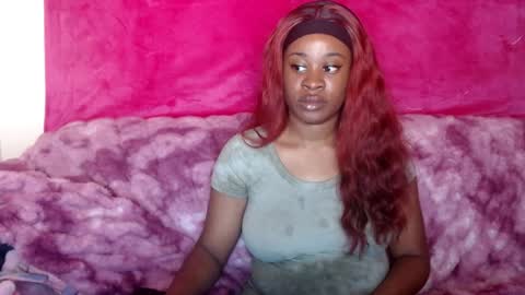 Snapshot of desireeafterdark chatting on 12.28.24 desireeafterdark online show from 12.28.24