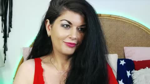 HellenMoon online show from 12.17.24