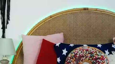 HellenMoon online show from 01.05.25