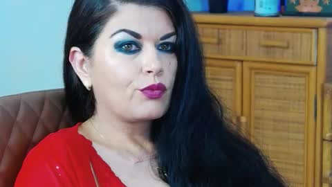 HellenMoon online show from 09.08.25