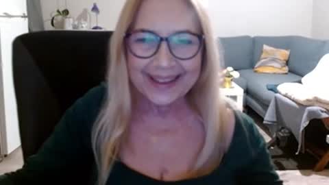 S O F I A online show from 02.21.25