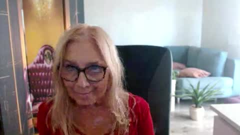 S O F I A online show from 10.02.25