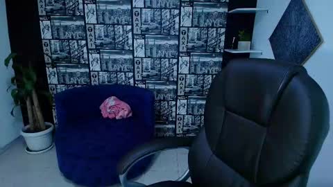 Snapshot of desiring__angel chatting on 01.10.26 Desiring Angel online show from 01.10.26