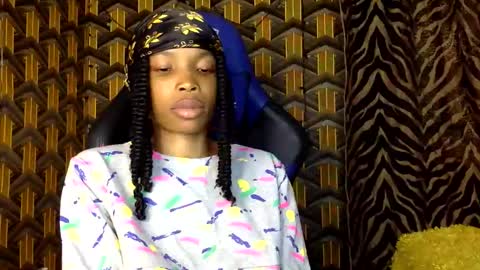 Snapshot of deslimbody90 chatting on 02.14.26 Deslimbody online show from 02.14.26