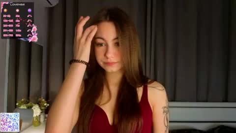 Snapshot of dessiemaletta chatting on 06.18.26 Jane online show from 06.18.26