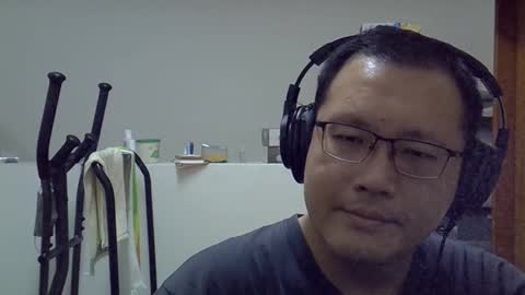 Snapshot of destroy1984 chatting on 10.07.25 Destroy November 1984 online show from 10.07.25