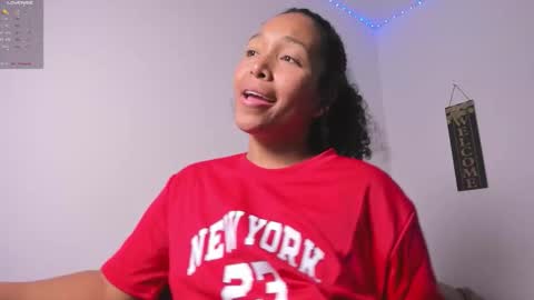 desty_y online show from 10.14.25