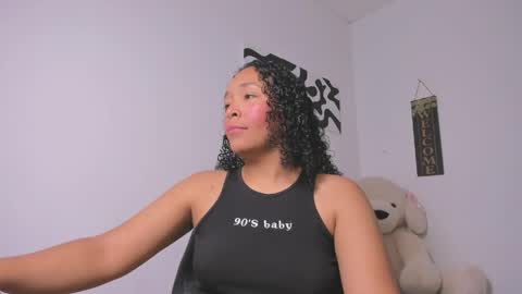 Snapshot of desty_y chatting on 04.15.26 desty_y online show from 04.15.26