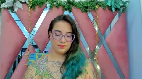 Deva Blue online show from 01.08.25