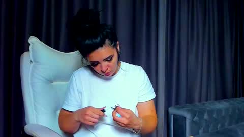 Snapshot of devashaqueen chatting on 11.05.25 Devasha online show from 11.05.25