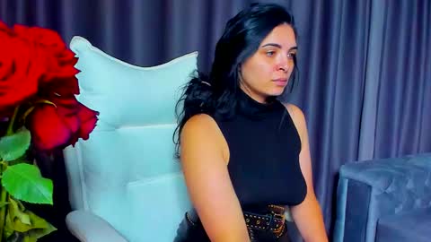 Snapshot of devashaqueen chatting on 11.12.25 Devasha online show from 11.12.25