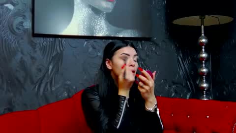 Snapshot of devashaqueen chatting on 02.18.26 Devasha online show from 02.18.26