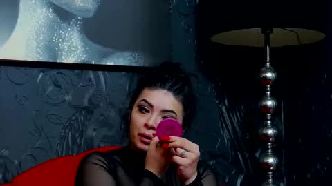 Snapshot of devashaqueen chatting on 02.26.26 Devasha online show from 02.26.26