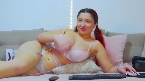 Snapshot of devilishpuss chatting on 02.13.25 AlexaMills online show from 02.13.25