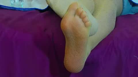 Snapshot of devilishpuss chatting on 11.20.25 AlexaMills online show from 11.20.25