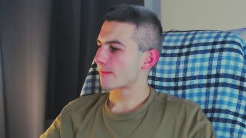 Snapshot of devin_ho chatting on 01.17.25 devin_ho online show from 01.17.25