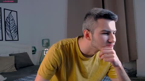 Snapshot of devin_ho chatting on 01.30.25 devin_ho online show from 01.30.25