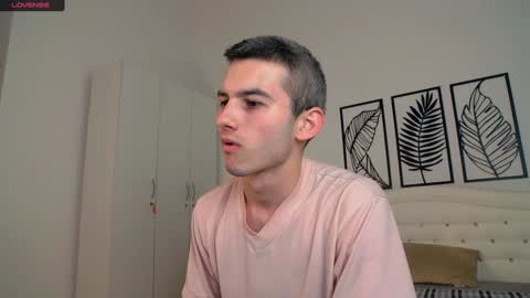 Snapshot of devin_ho chatting on 02.03.25 devin_ho online show from 02.03.25