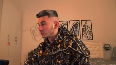 Snapshot of devin_ho chatting on 02.27.25 devin_ho online show from 02.27.25