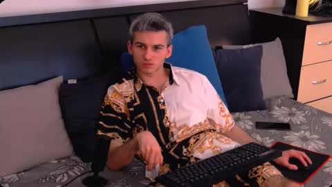 Snapshot of devin_ho chatting on 01.08.26 devin_ho online show from 01.08.26