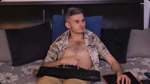 Snapshot of devin_ho chatting on 01.14.26 devin_ho online show from 01.14.26