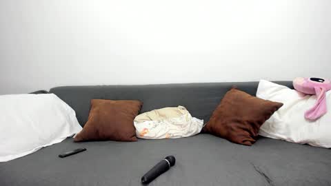 Snapshot of devinesex chatting on 12.03.25 Misha online show from 12.03.25