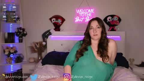 Snapshot of devynreign chatting on 03.27.26 Devyn Reign online show from 03.27.26